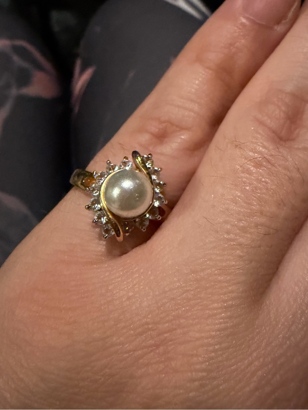 Gold Pearl Halo Ring - Classic Women's Jewelry size 5